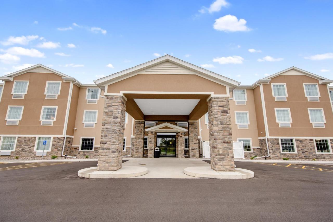 Cobblestone Hotel & Suites - Austin Exterior foto